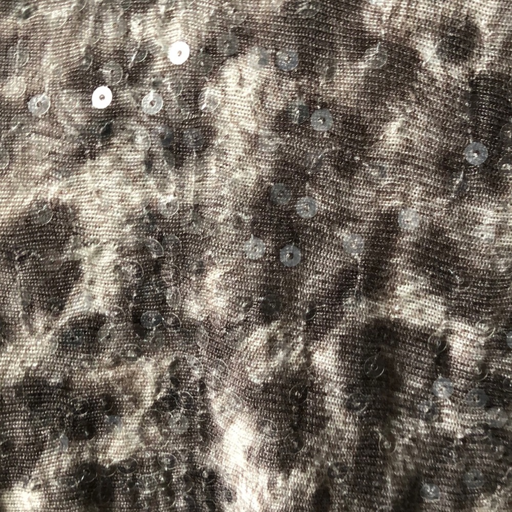 Sweater - Picture 3 of 5